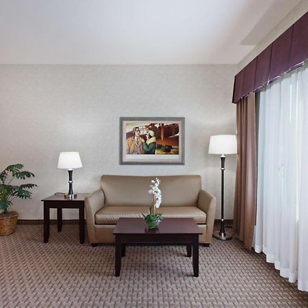 Hampton Inn & Suites Oakland Airport-Alameda Bagian luar foto