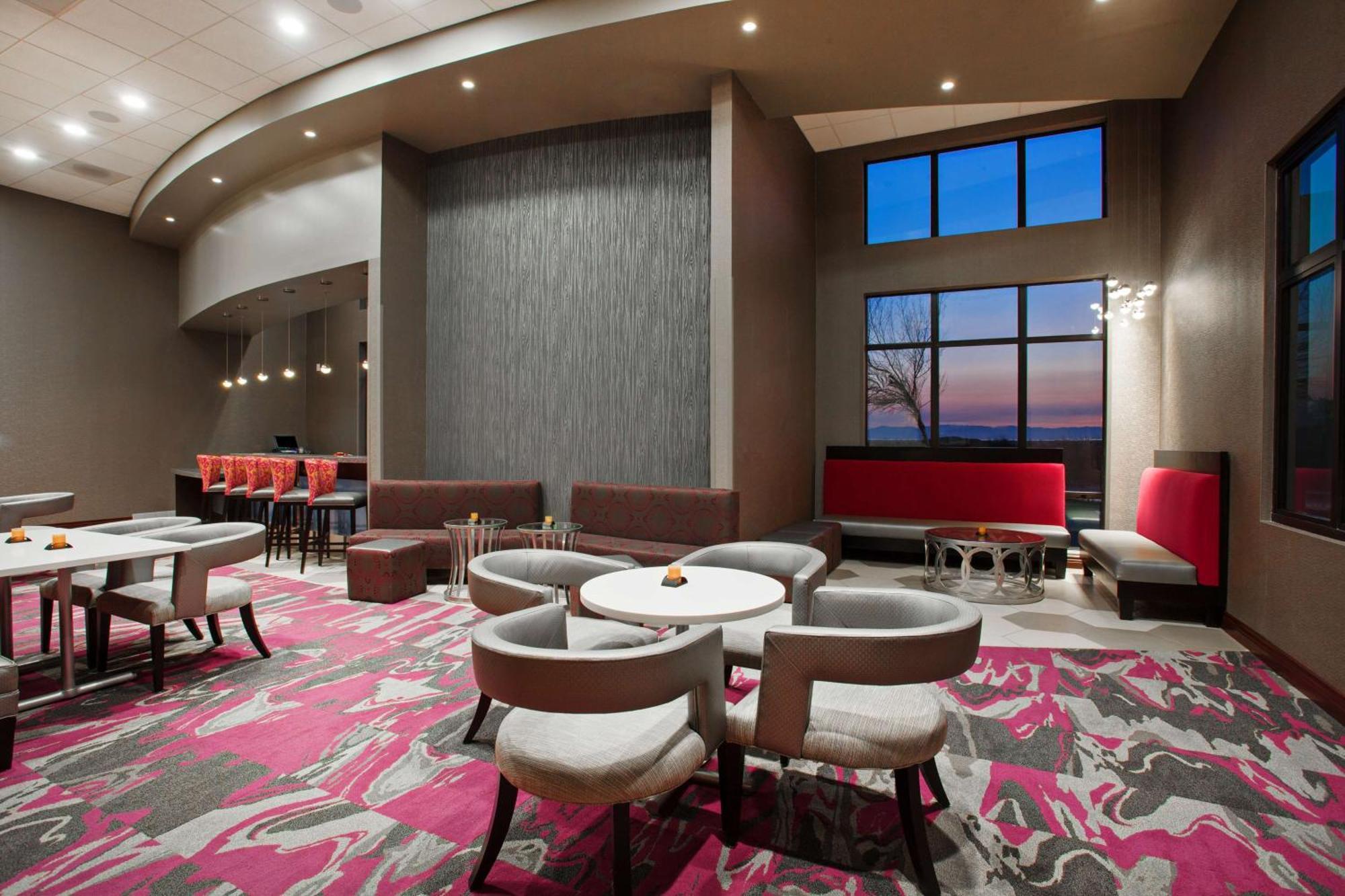 Hampton Inn & Suites Oakland Airport-Alameda Bagian luar foto