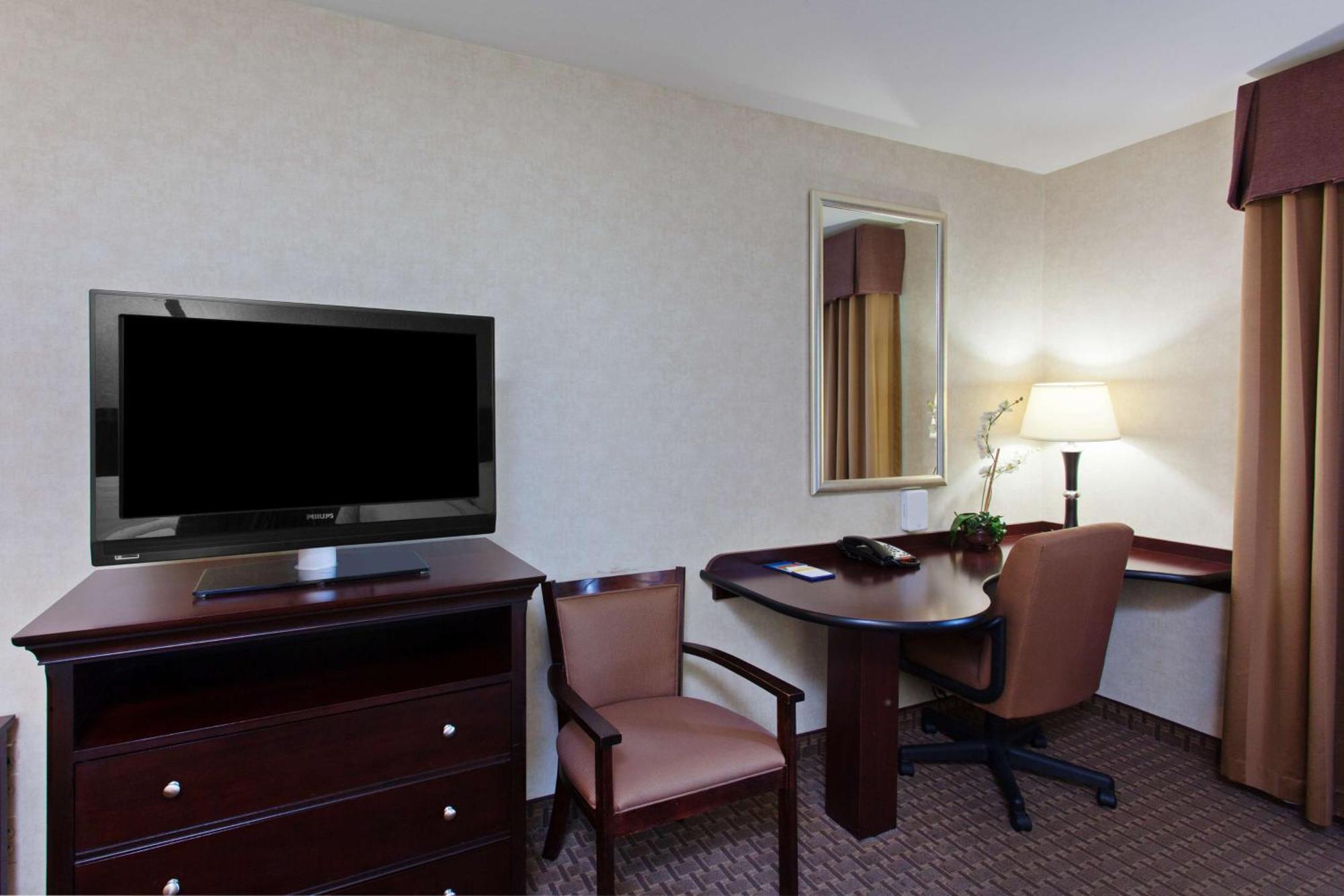 Hampton Inn & Suites Oakland Airport-Alameda Bagian luar foto