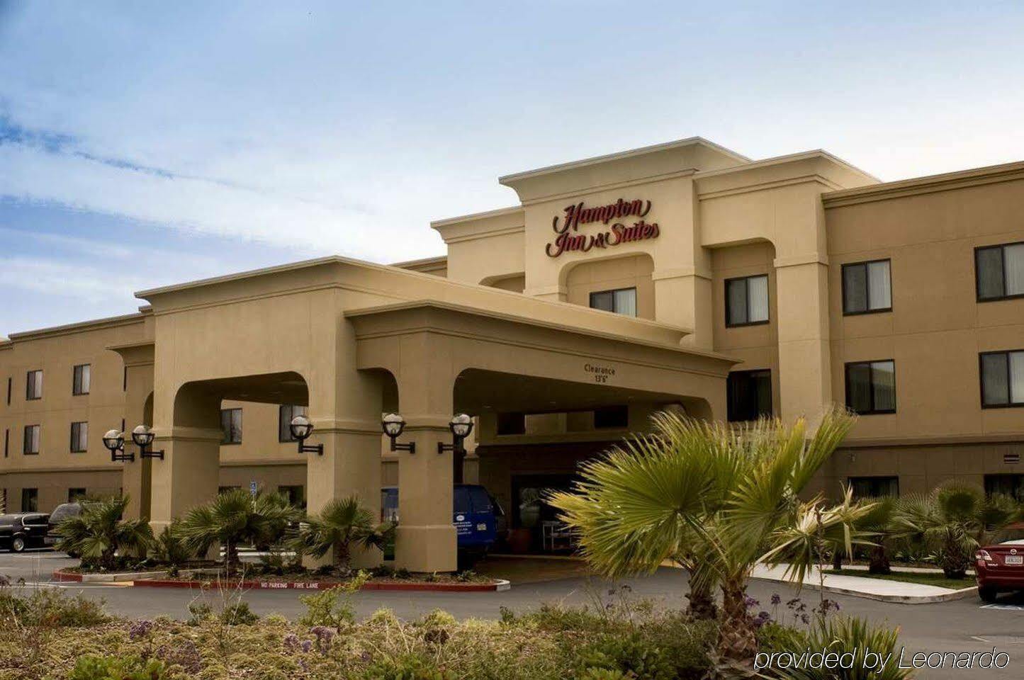 Hampton Inn & Suites Oakland Airport-Alameda Bagian luar foto